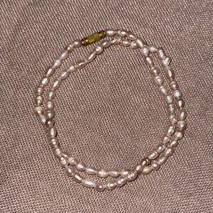 Dainty Pearl Beaded Necklace